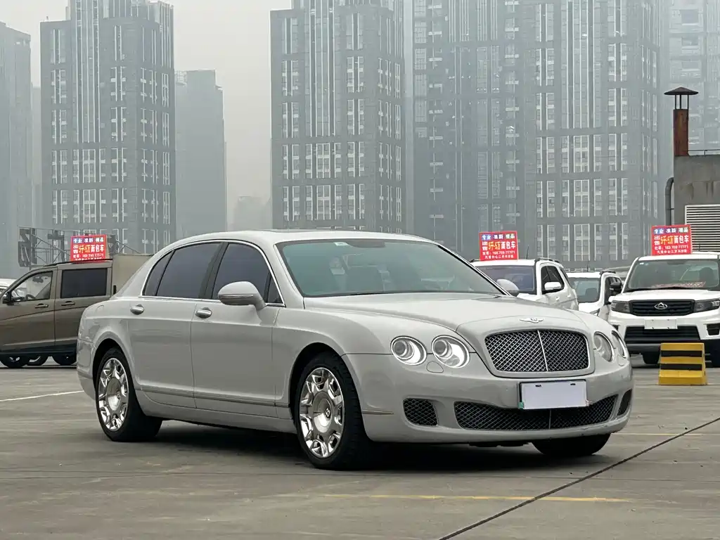 Bentley Flying Spur 2013 — фото 3