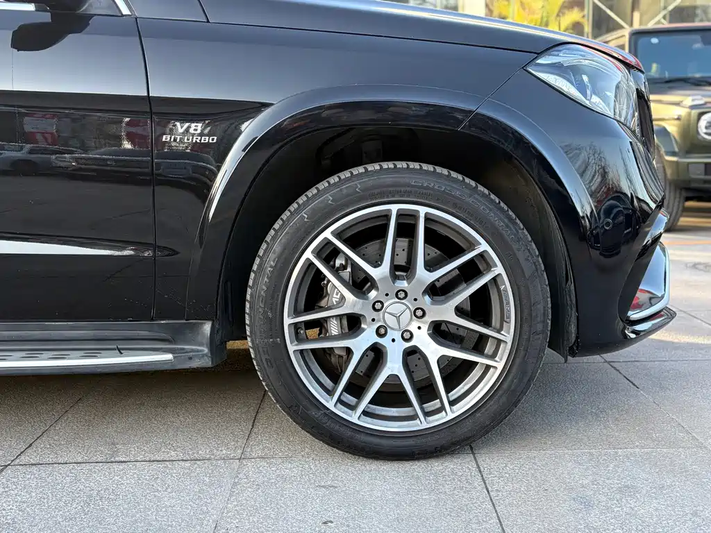 Mercedes-Benz GLS AMG 2016 — фото 8