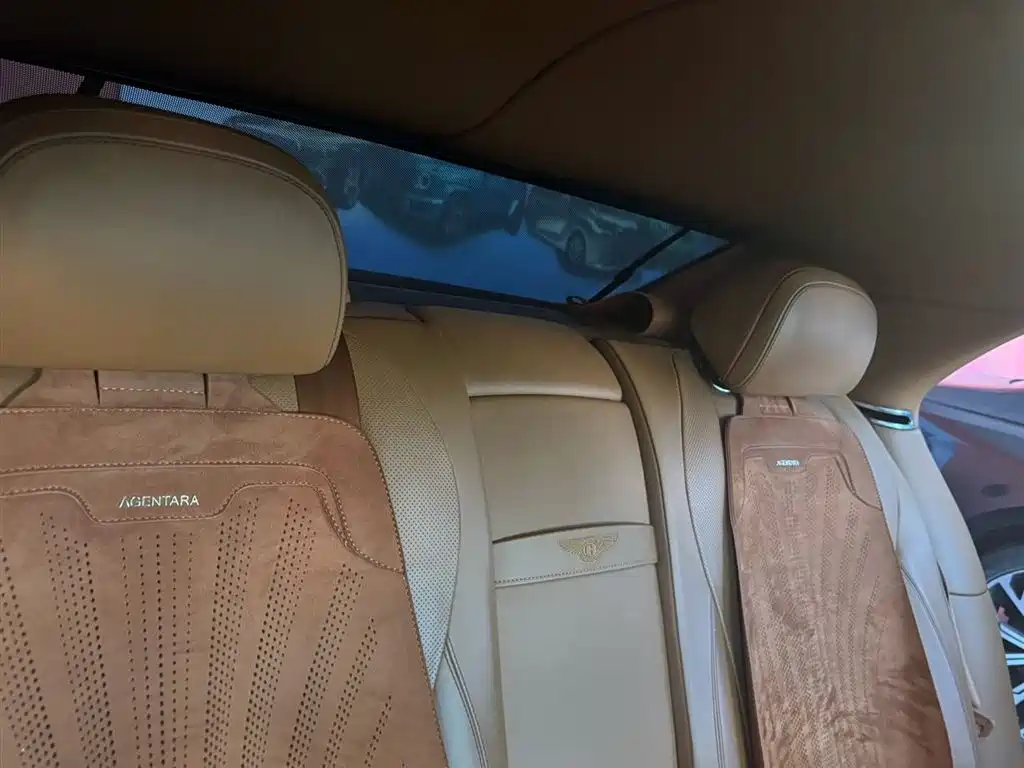 Bentley Flying Spur 2014 — фото 17