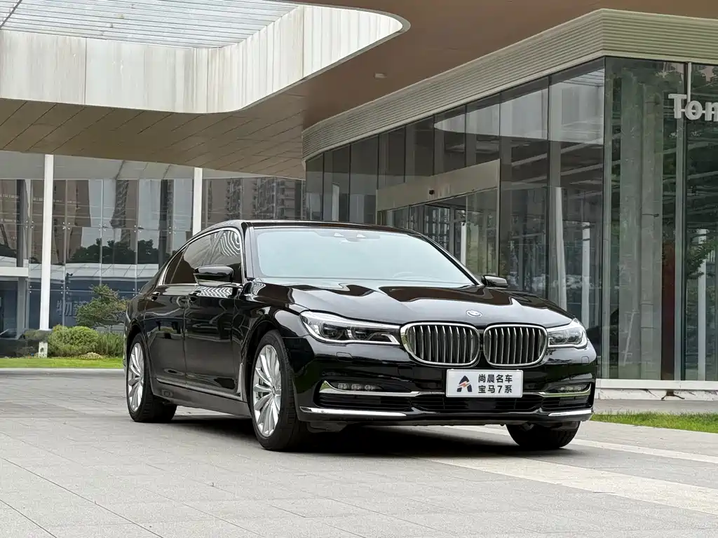 BMW 7 Series 2016 — фото 3