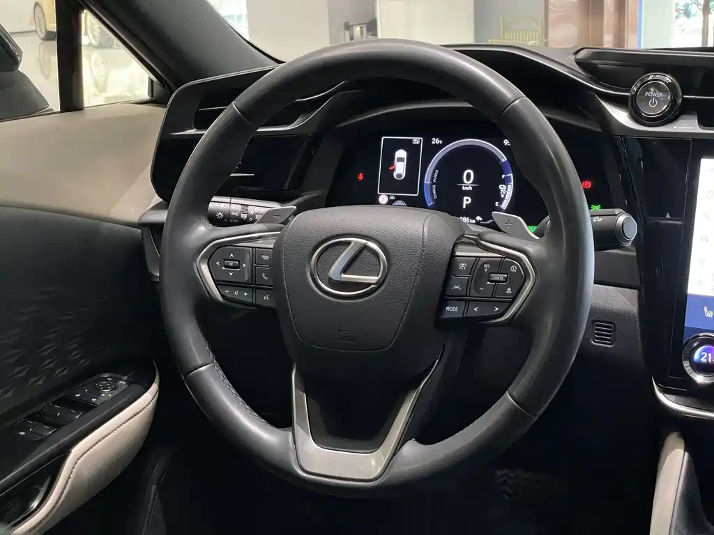 Lexus RZ 2023 — фото 10