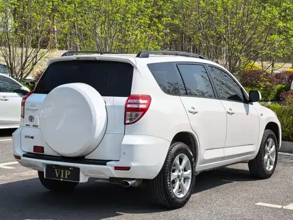 Toyota RAV4 2013