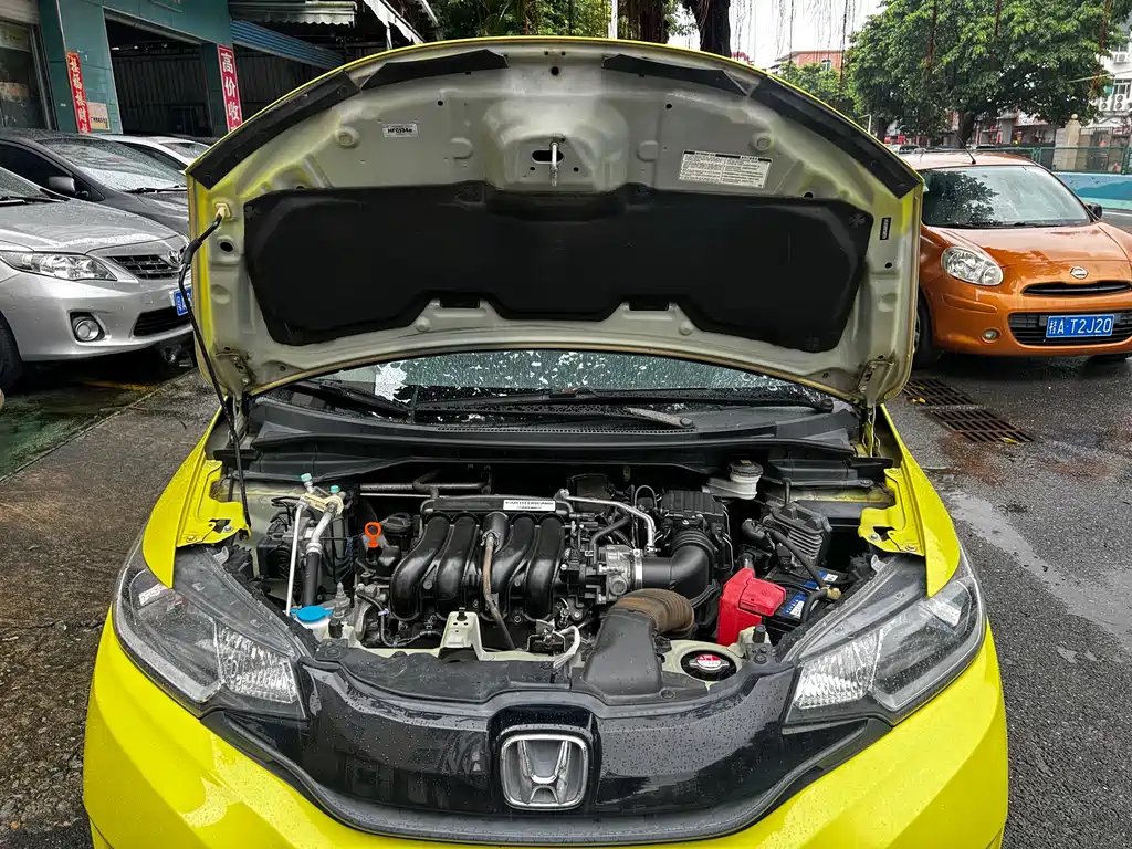 Honda Fit 2015 — фото 16
