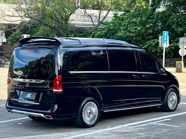 Mercedes-Benz V-Class 2022