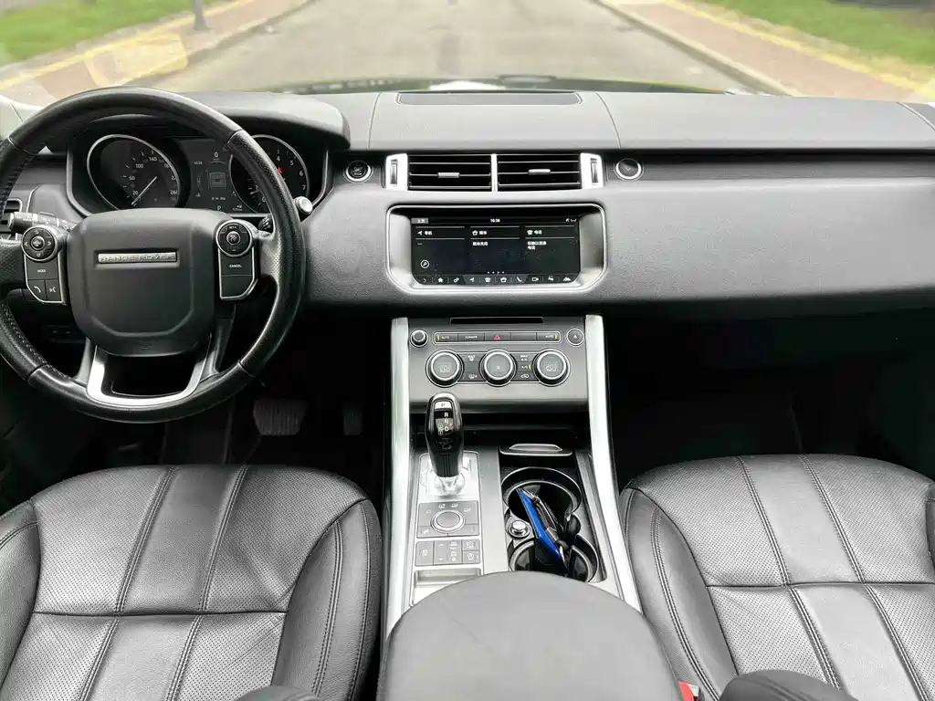 Land Rover Sport 2017 — фото 32