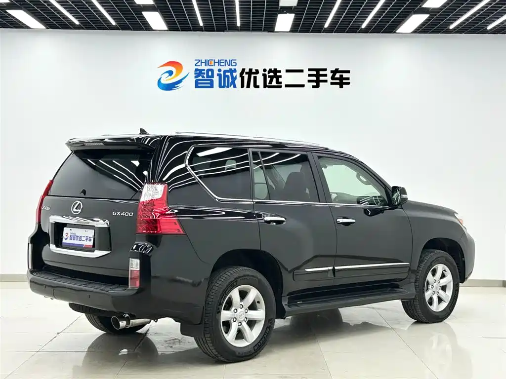 Lexus GX 2013 — фото 27