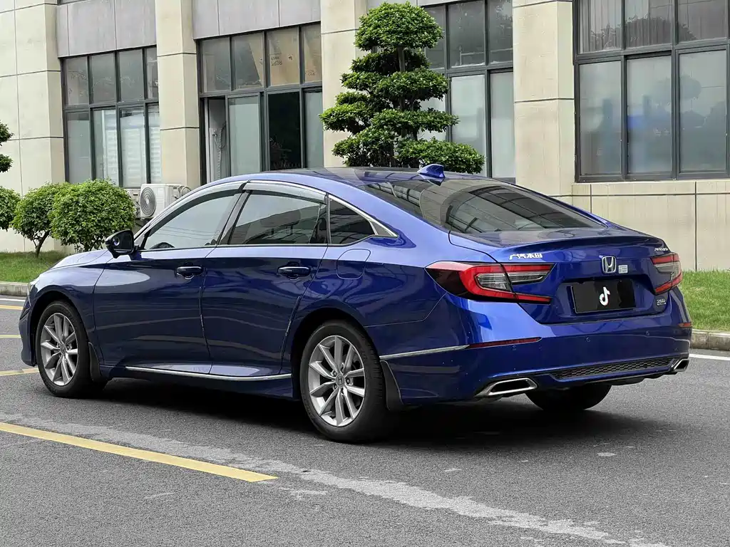 Honda Accord 2023 — фото 23