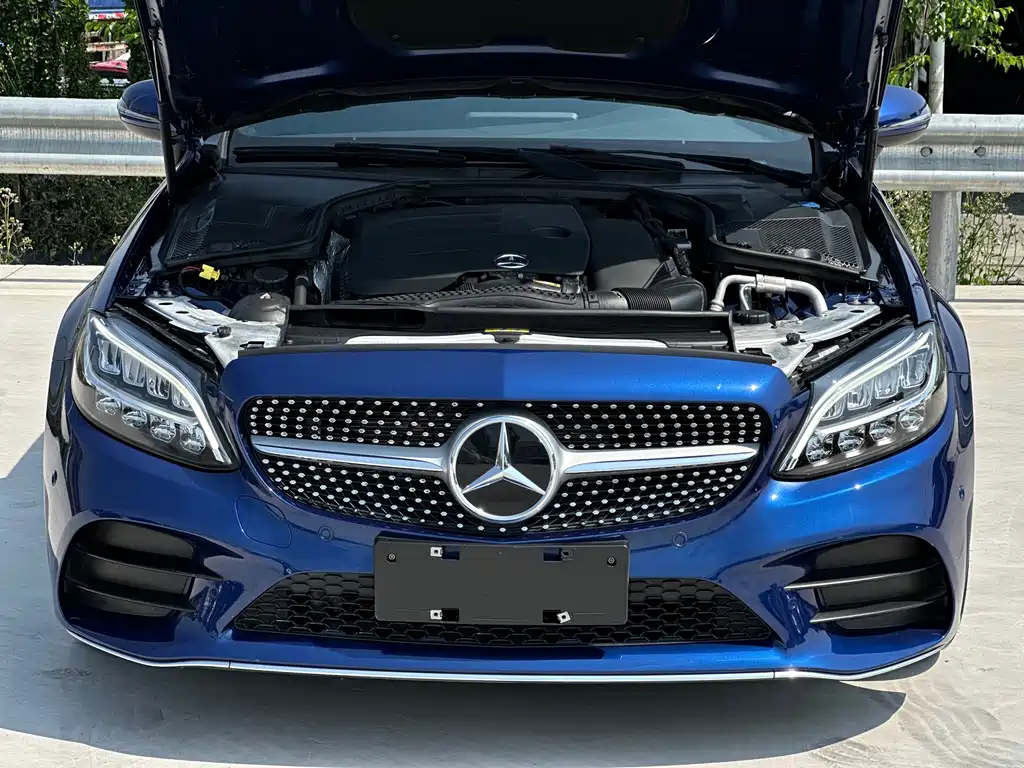 Mercedes-Benz C-Class 2019 — фото 25