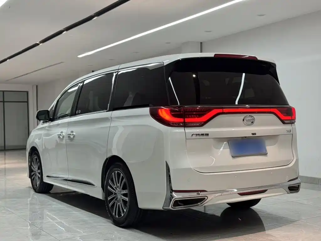 GAC Motor Trumpchi M8 2021 — фото 8