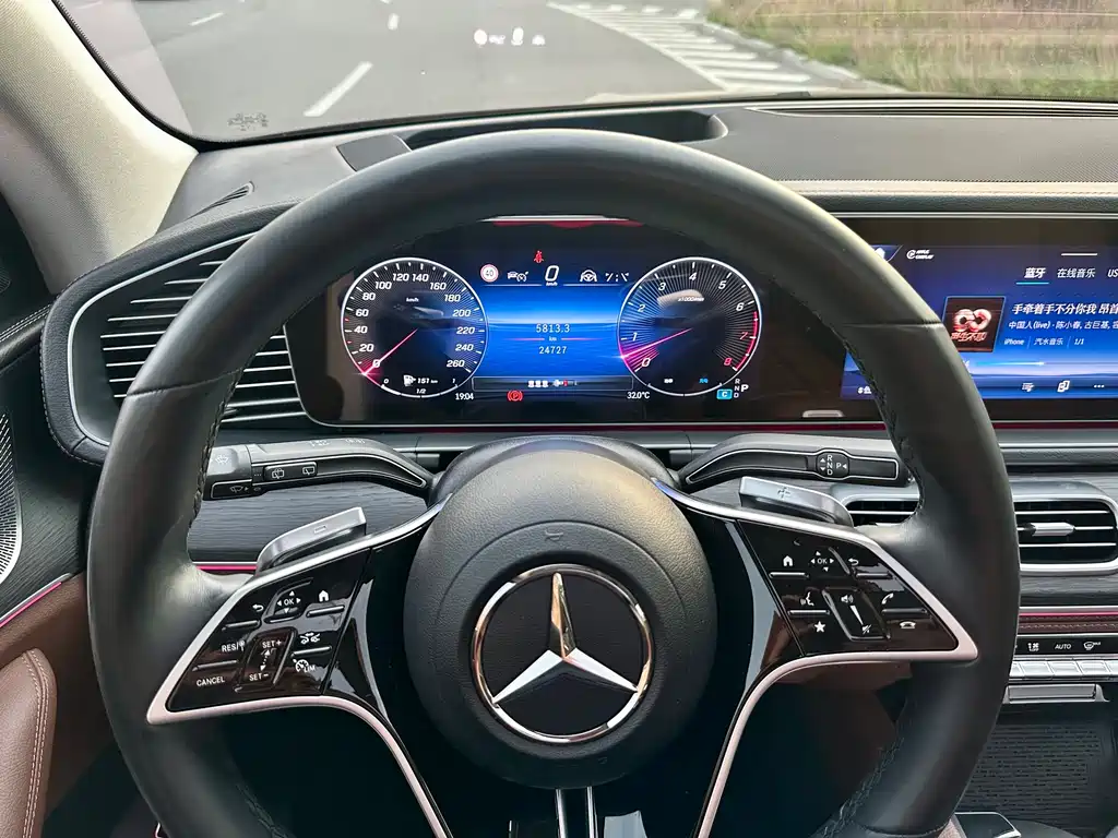 Mercedes-Benz GLE 2023 — фото 13