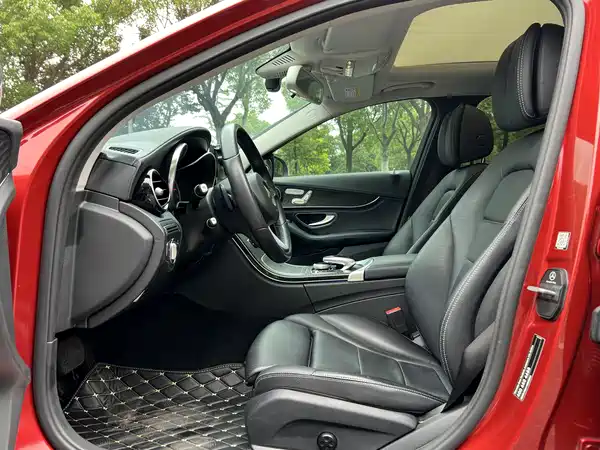 Mercedes-Benz C-Class 2018