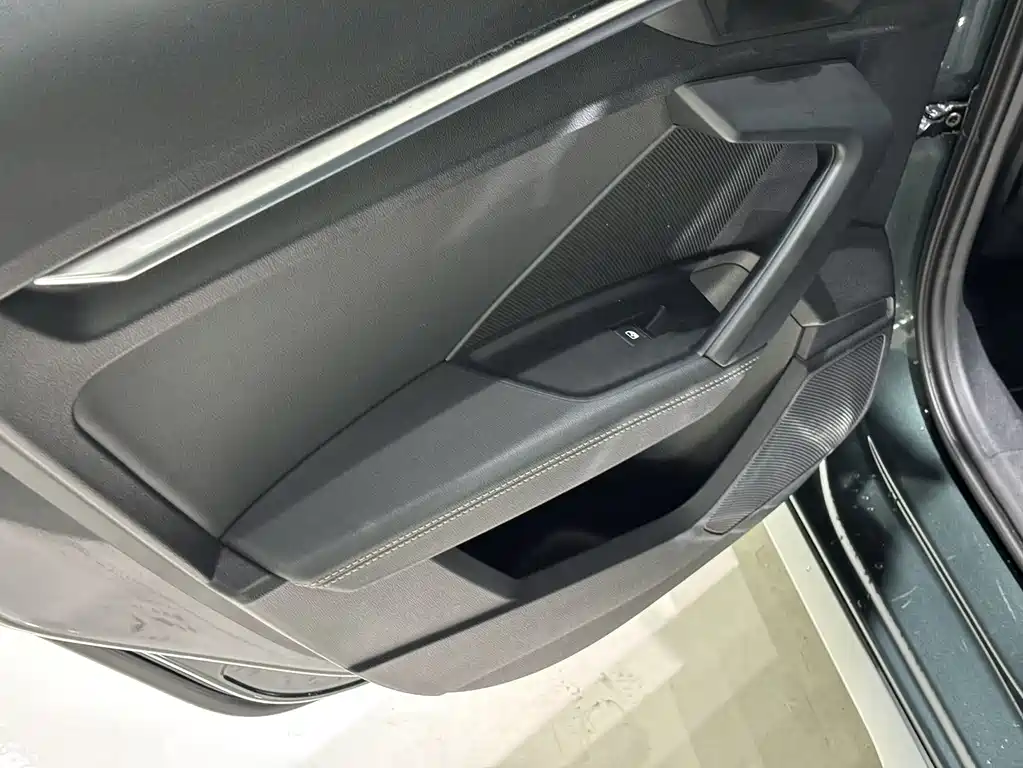Audi A3 2022 — фото 17