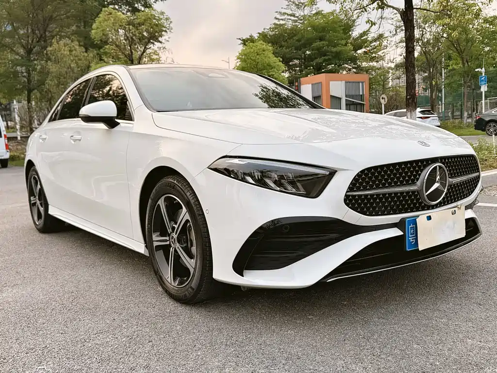 Mercedes-Benz A-Class 2025 — фото 14