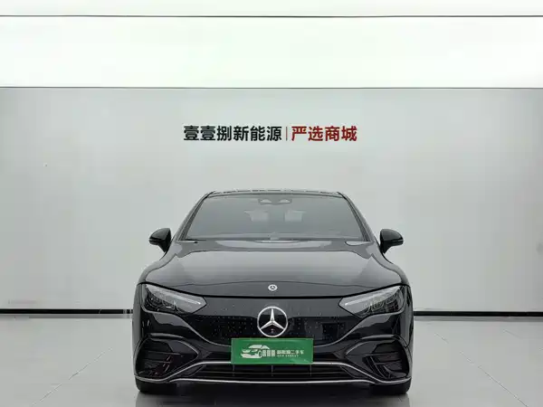 Mercedes-Benz EQE 2024