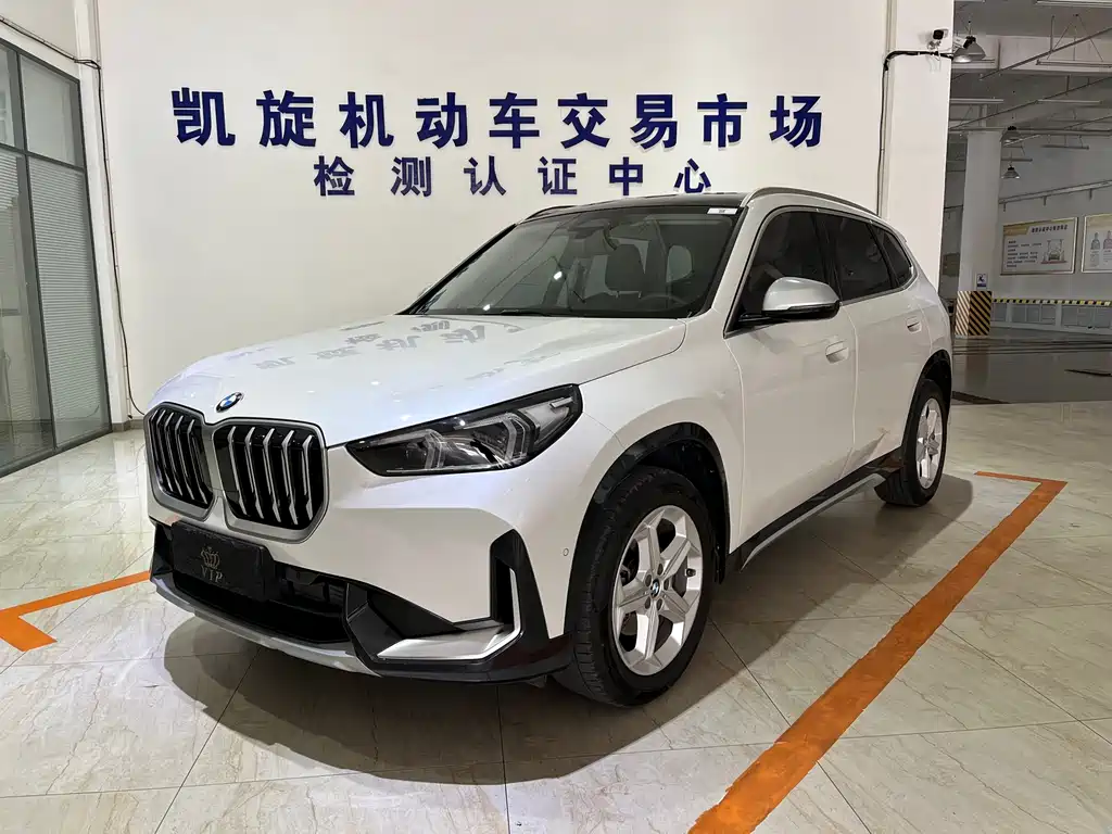 BMW X1 2024 — фото 1