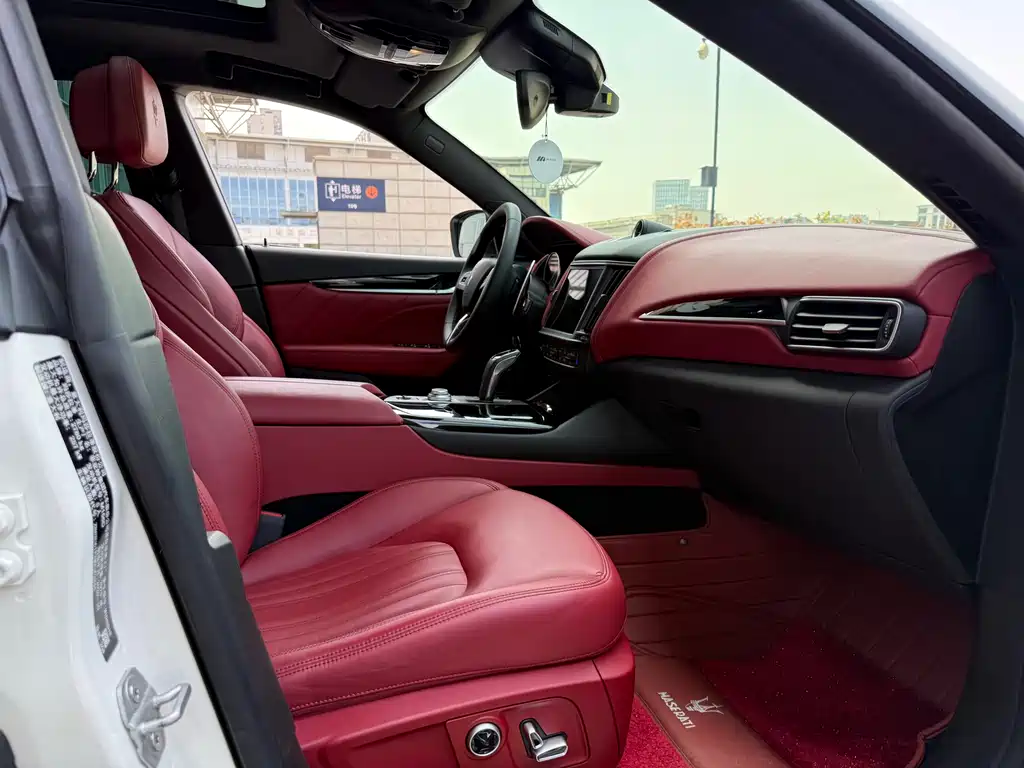 Maserati Levante 2021 — фото 3