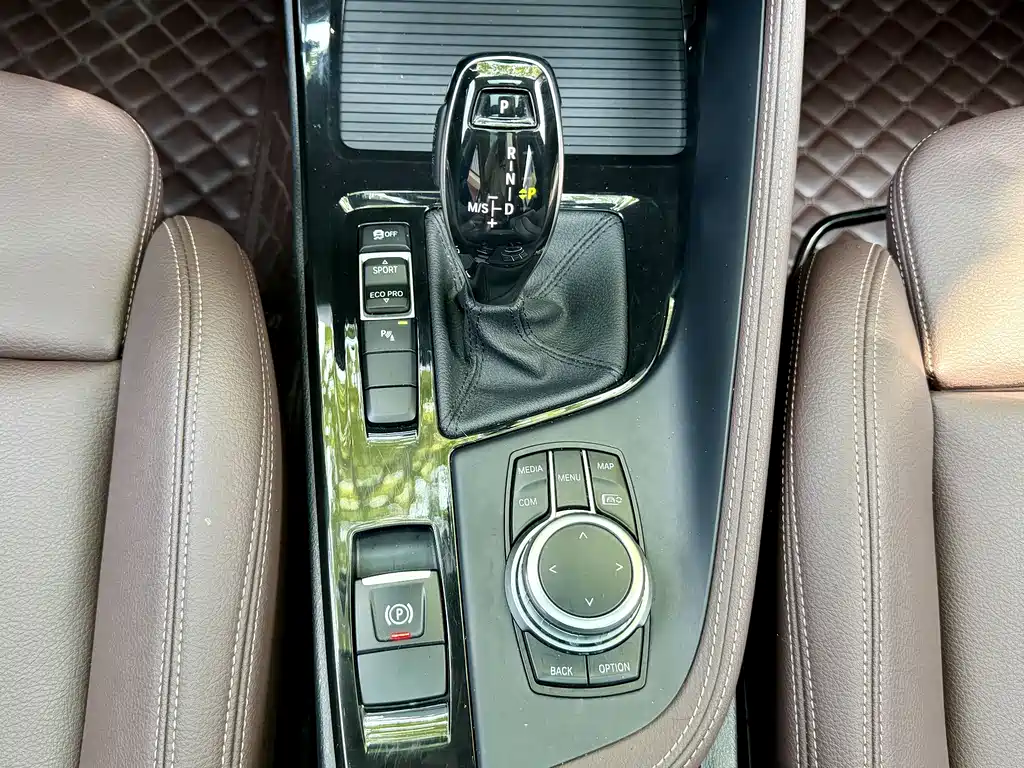 BMW X2 2023 — фото 16