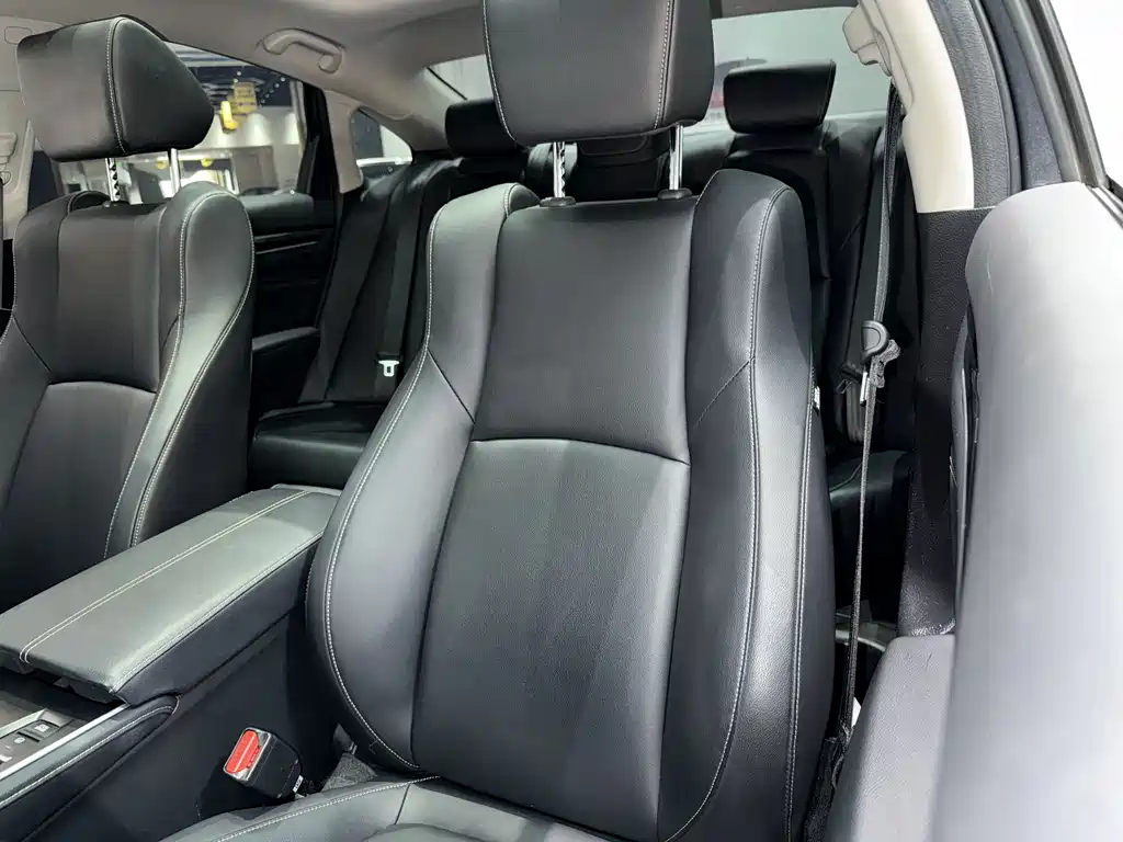 Honda Accord 2022 — фото 12