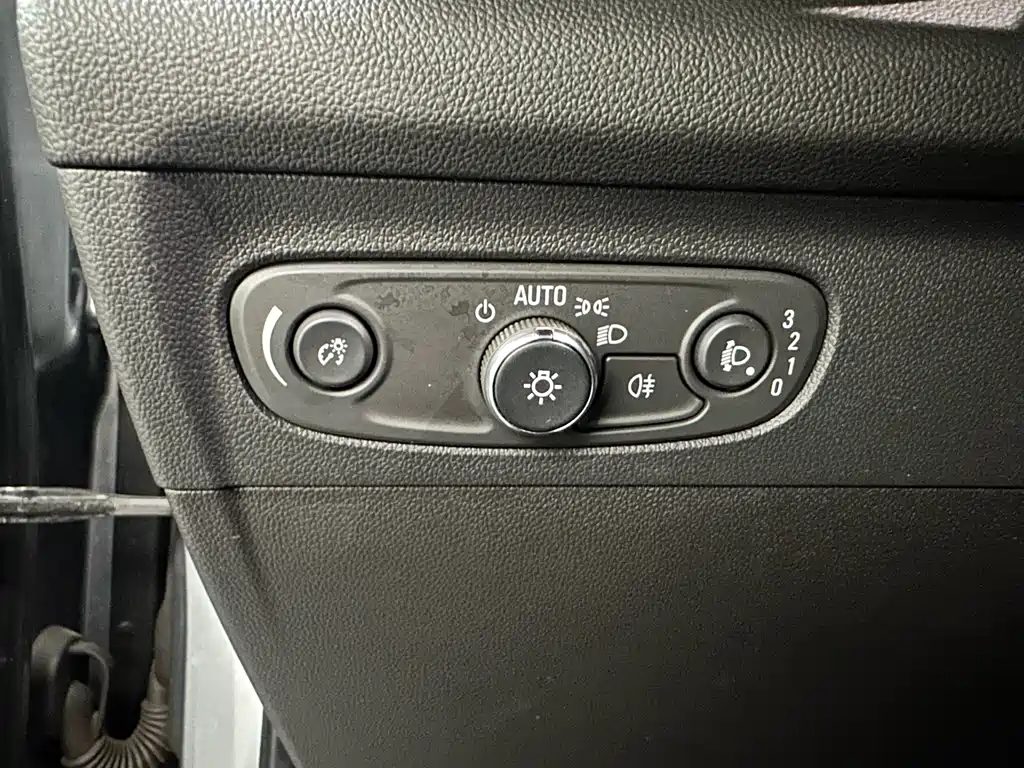 Buick Envision Plus 2021 — фото 23