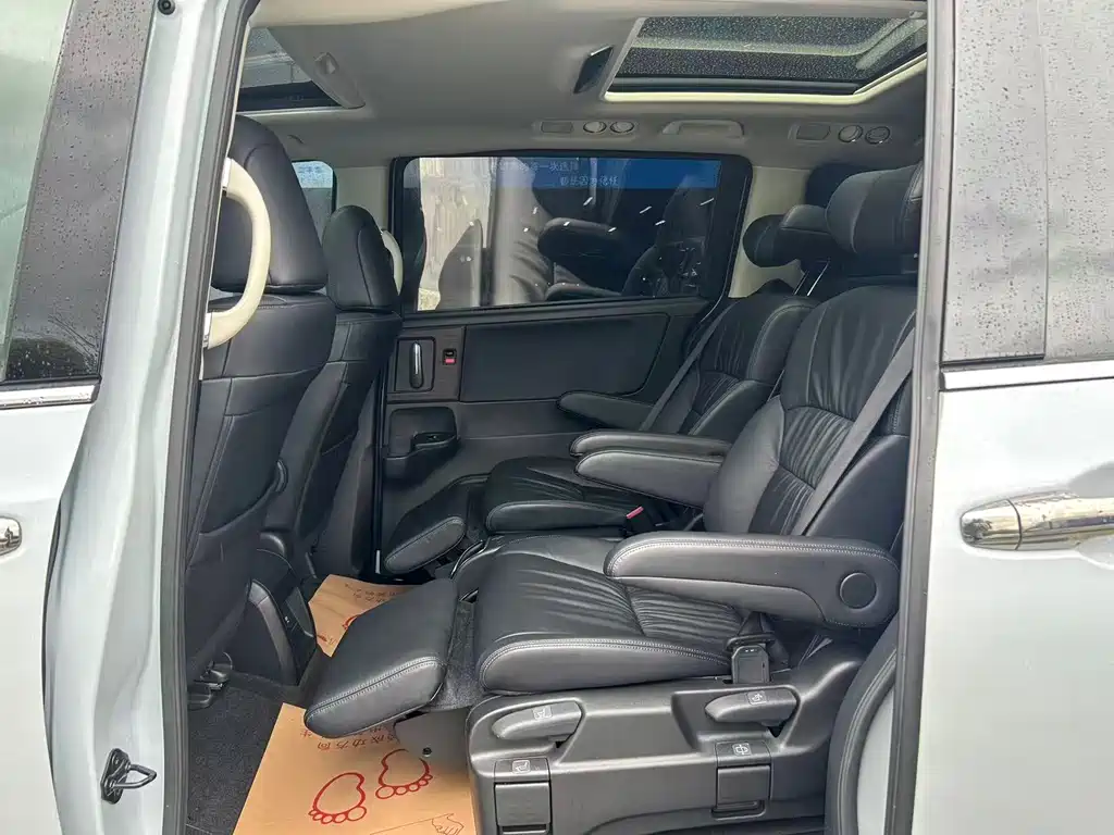 Honda Odyssey 2022 — фото 12