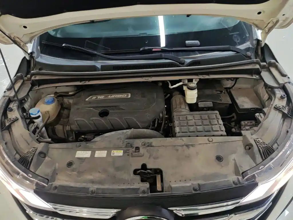 GAC Motor Trumpchi M6 2021 — фото 16