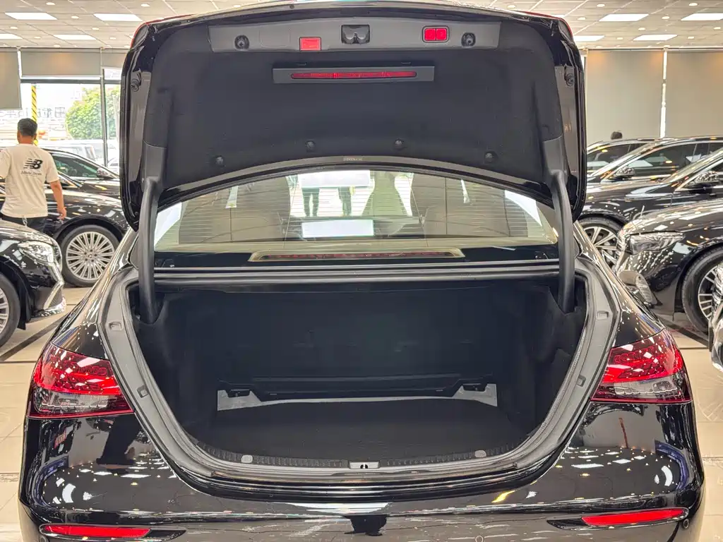 Mercedes-Benz E-Class 2020