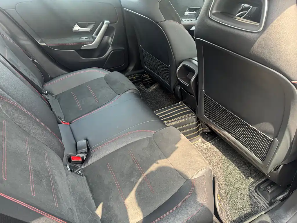 Mercedes-Benz CLA 2020 — фото 11