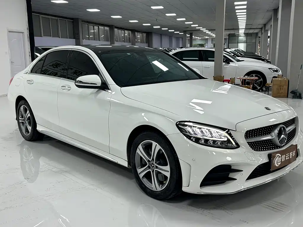 Mercedes-Benz C-Class 2021 — фото 3