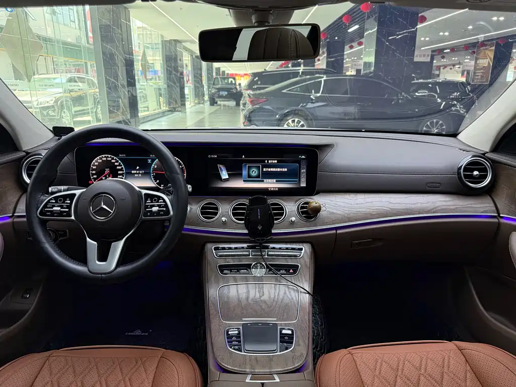 Mercedes-Benz E-Class 2019 — фото 8