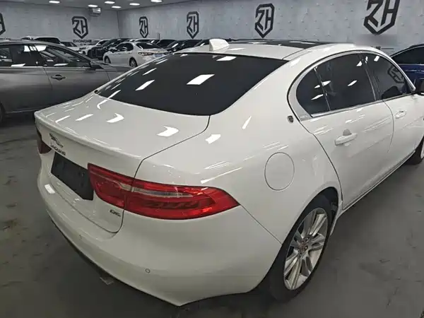 Jaguar XEL 2019