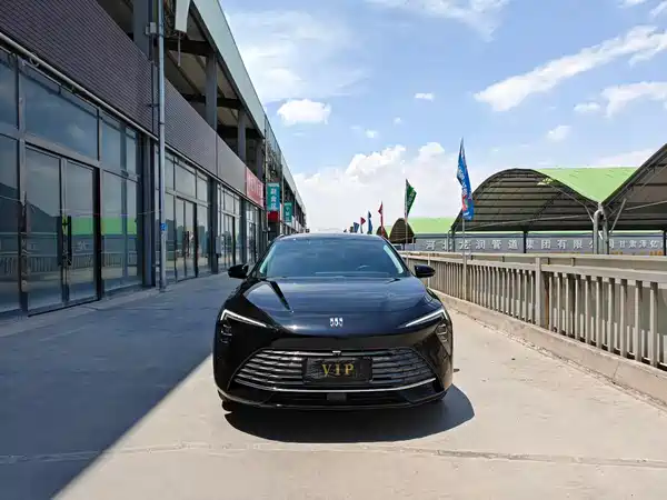 Buick LaCrosse 2023
