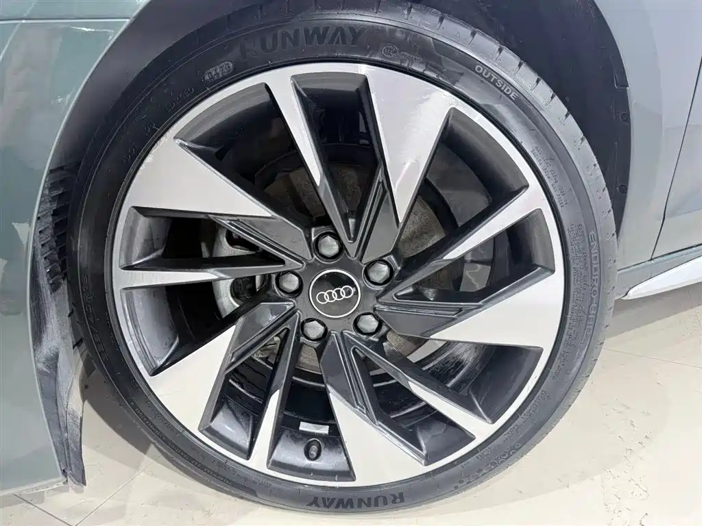 Audi A3 2022 — фото 12
