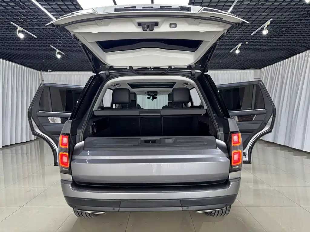 Land Rover Range Rover 2021 — фото 7