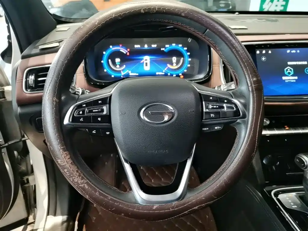 GAC Motor Trumpchi GS8 2020 — фото 11