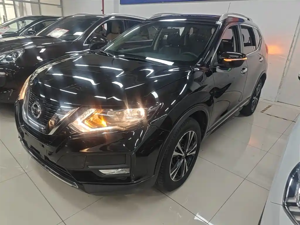 Nissan X-Trail 2017 — фото 2