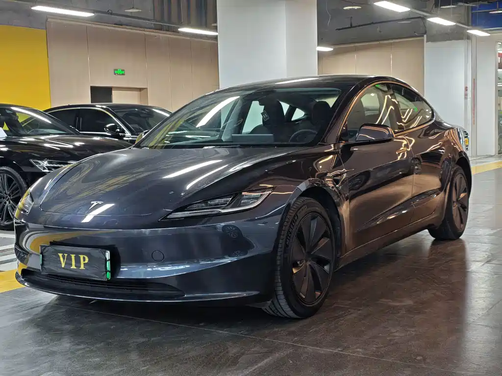 Tesla Model 3 2023 — фото 1