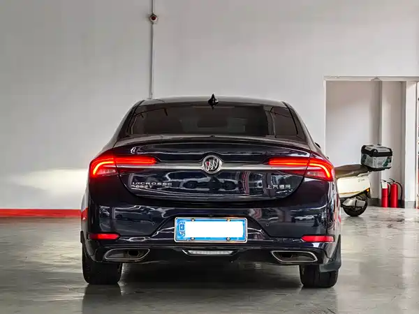 Buick LaCrosse 2021