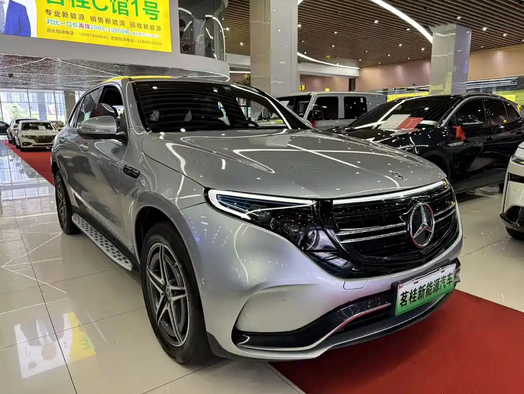 Mercedes-Benz EQC 2021 — фото 3