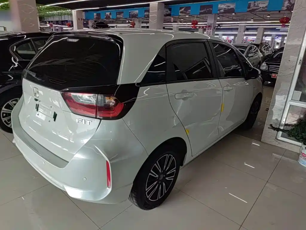 Honda Fit 2023 — фото 7
