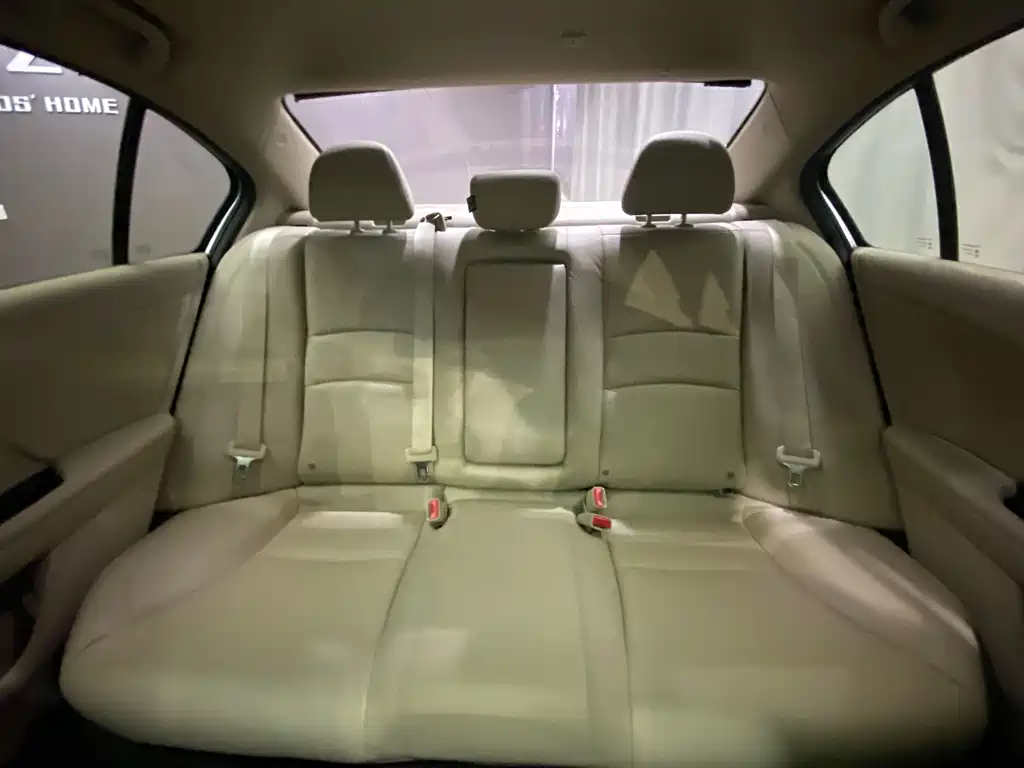 Honda Accord 2014 — фото 14