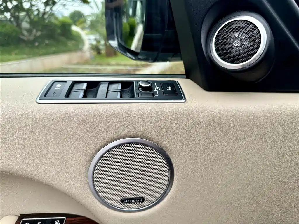 Land Rover Range Rover 2015 — фото 20