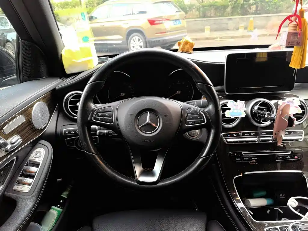 Mercedes-Benz GLC 2019