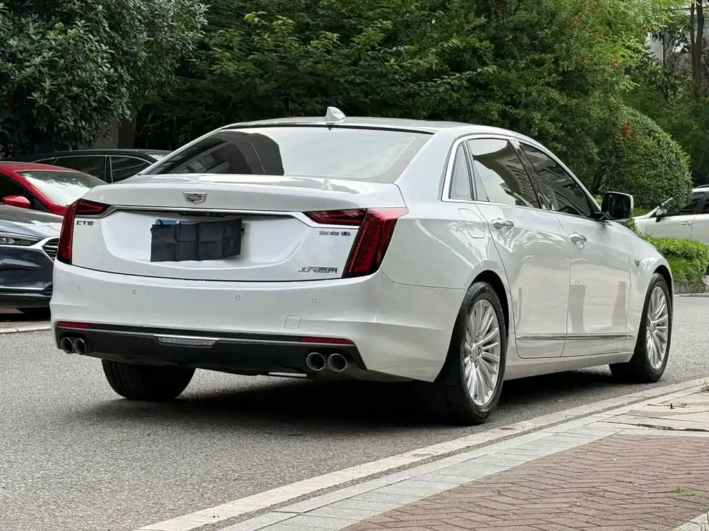 Cadillac CT6 2020 — фото 7