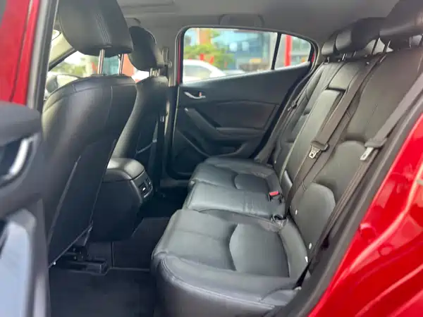 Mazda 3 Axela 2017