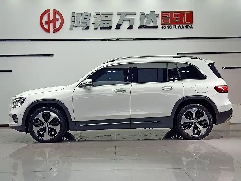 Mercedes-Benz GLB 2023 — фото 7