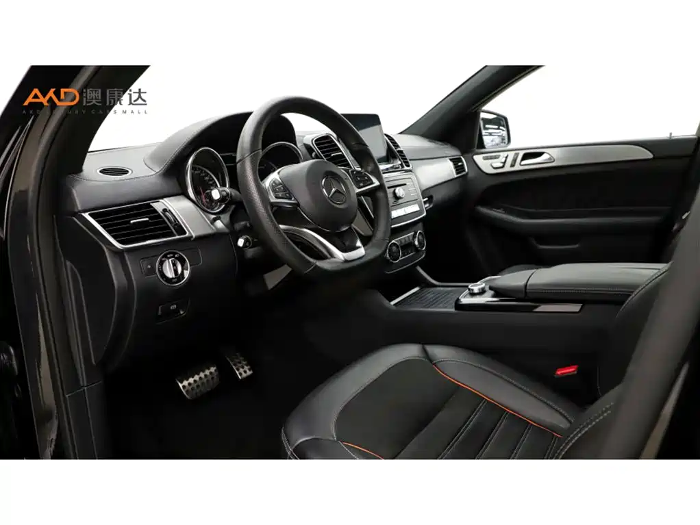 Mercedes-Benz GLE Coupe AMG 2018 — фото 6