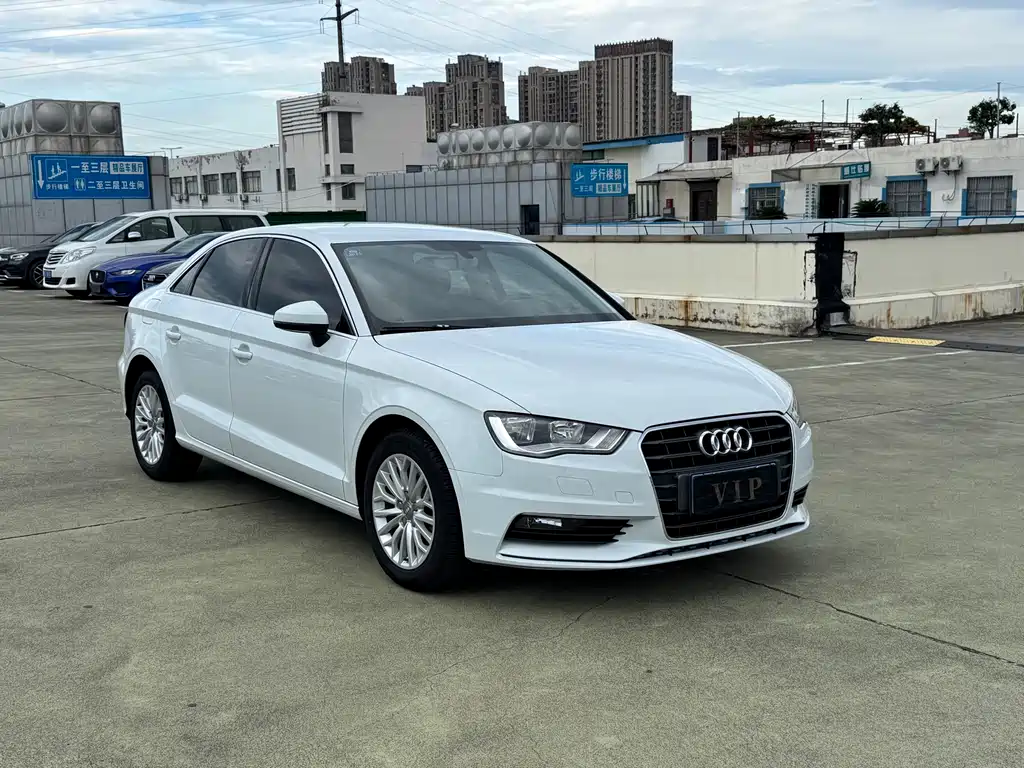 Audi A3 2017 — фото 8