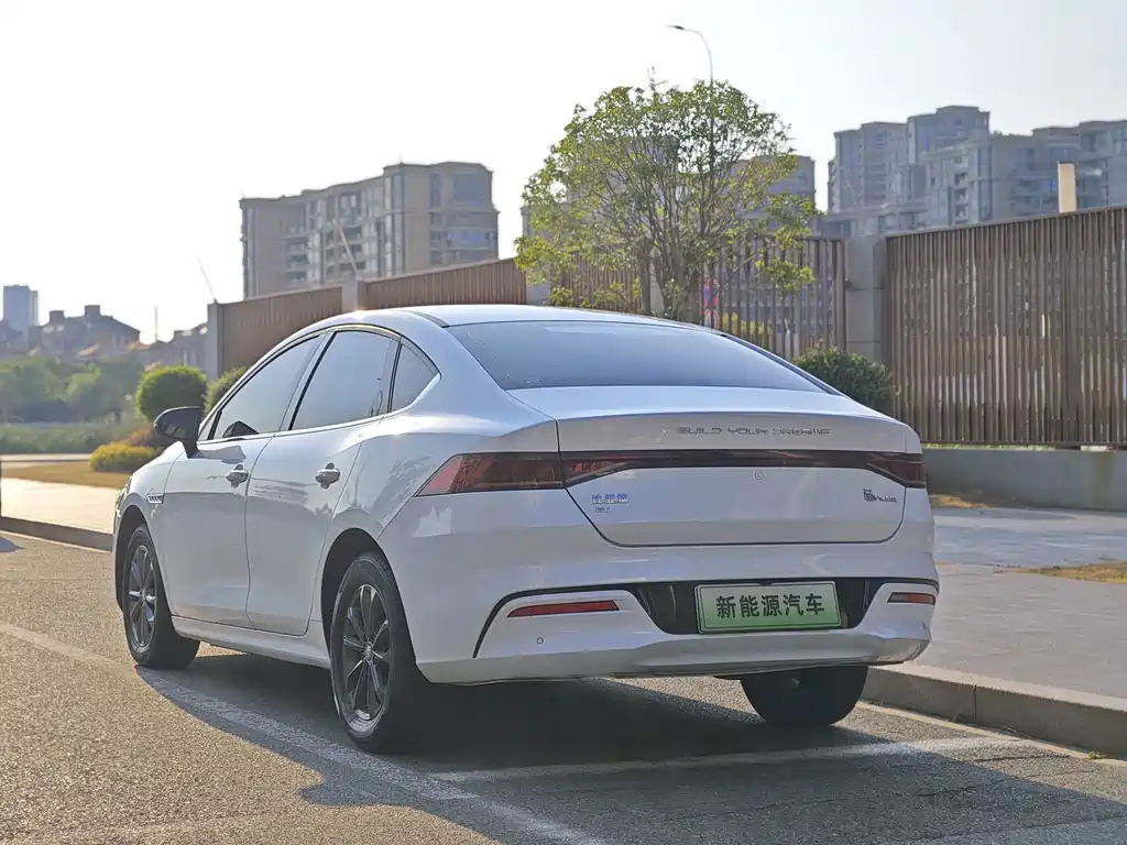 BYD Qin PLUS 2021 — фото 4