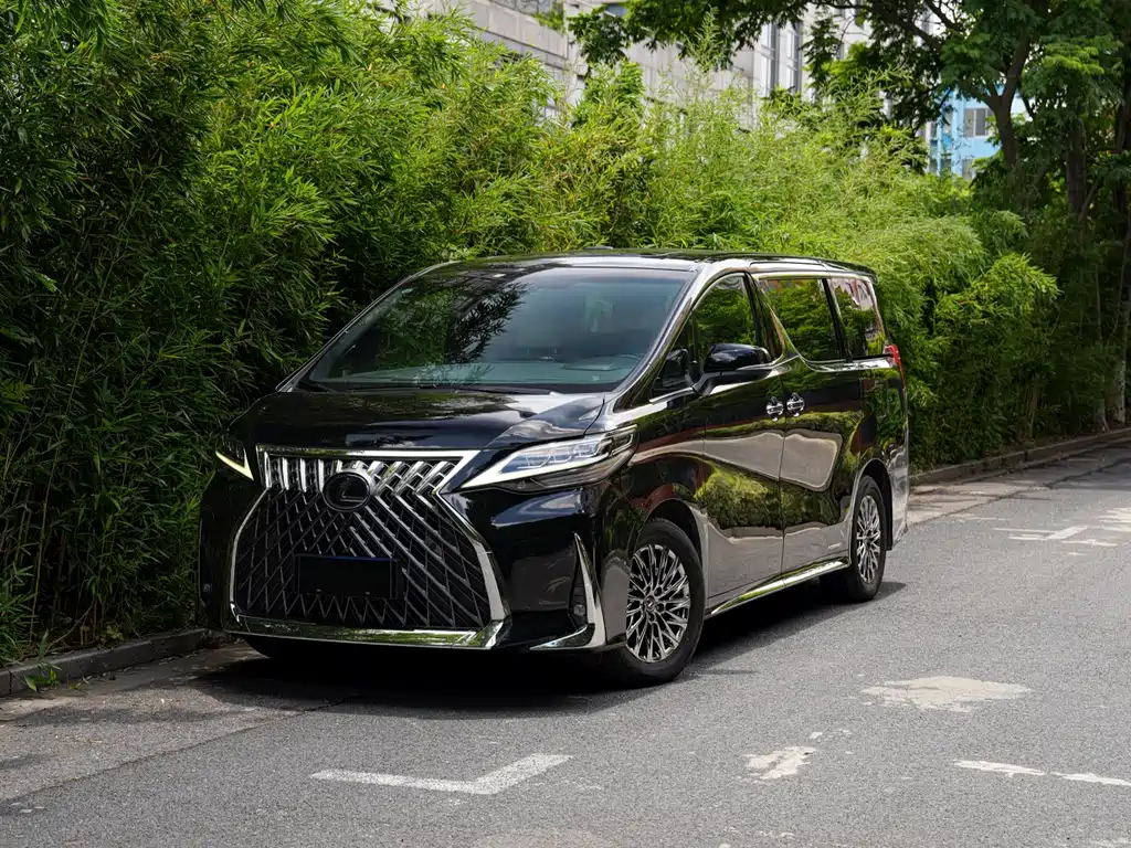 Lexus LM 2021