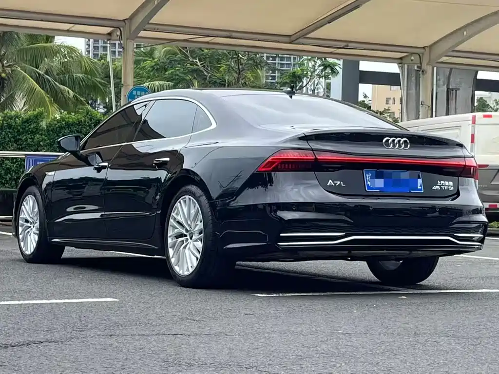 Audi A7L 2024 — фото 4